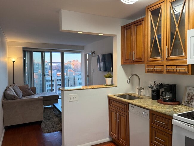 Building Photo - 1435 4th St SW Unit B502 Rental