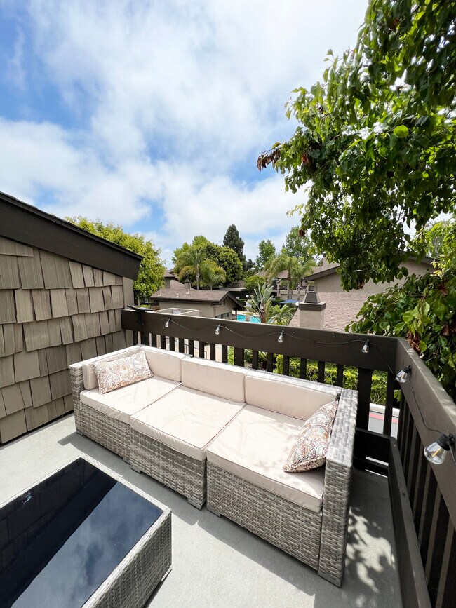 8368 Via Sonoma Unidad La Jolla Village Condo