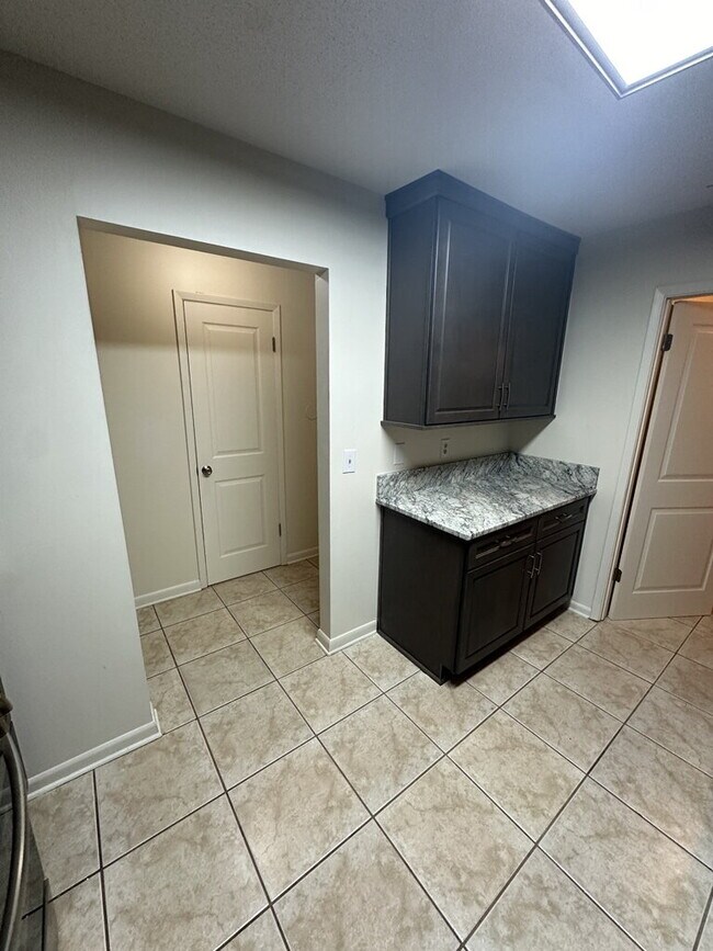 Photo - "Charming 2-Bedroom Townhouse in Ft Walton Beach!"