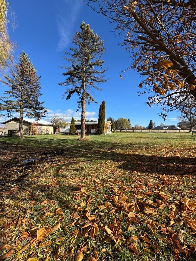 Photo - Spacious Pet-Friendly Rental on 3 Acres — Perfect for Horse Owners!