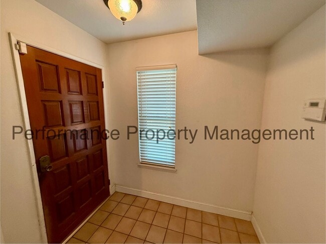 Photo - Beautiful 3 Bed/2 Bath NW Bakersfield Home...