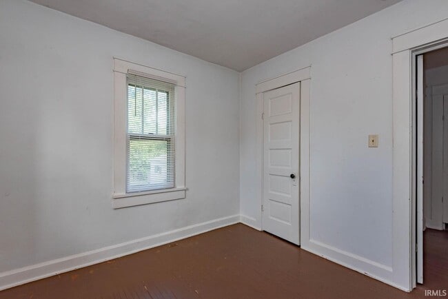 Photo - 204 N Clark St