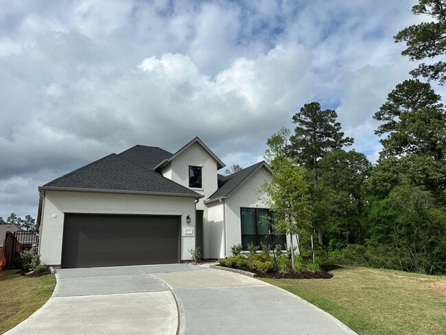 Building Photo - 7102 Carriage Lgt Dr