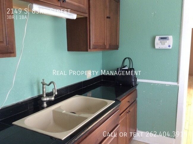 Photo - 2149 S 83rd St