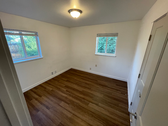 Photo - 1772 Chester St