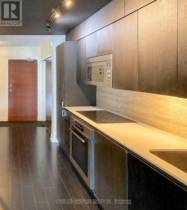 10 Capreol Ct Unit 828