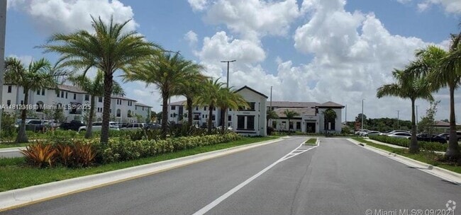 Building Photo - 15560 SW 136th St Unit #3-206 Rental