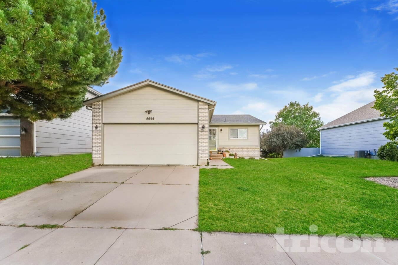 Photo - 6625 Bear Tooth Dr House