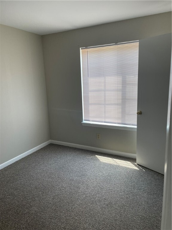 Building Photo - 220 Elm St Unit 503