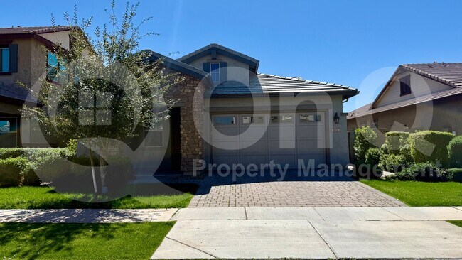 Photo - 3951 E Pinto Dr