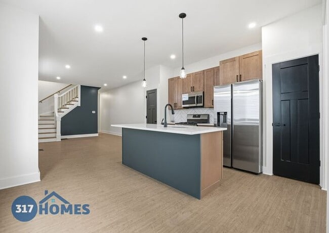 Photo - Modern 3 Bedroom Townhome with Skyline Views in Holy Cross