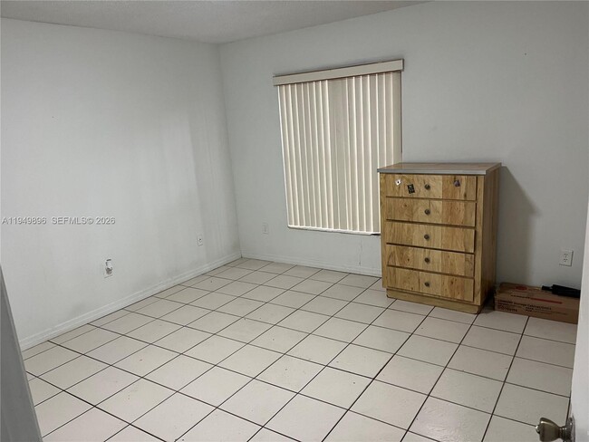 Photo - 14841 SW 71st St