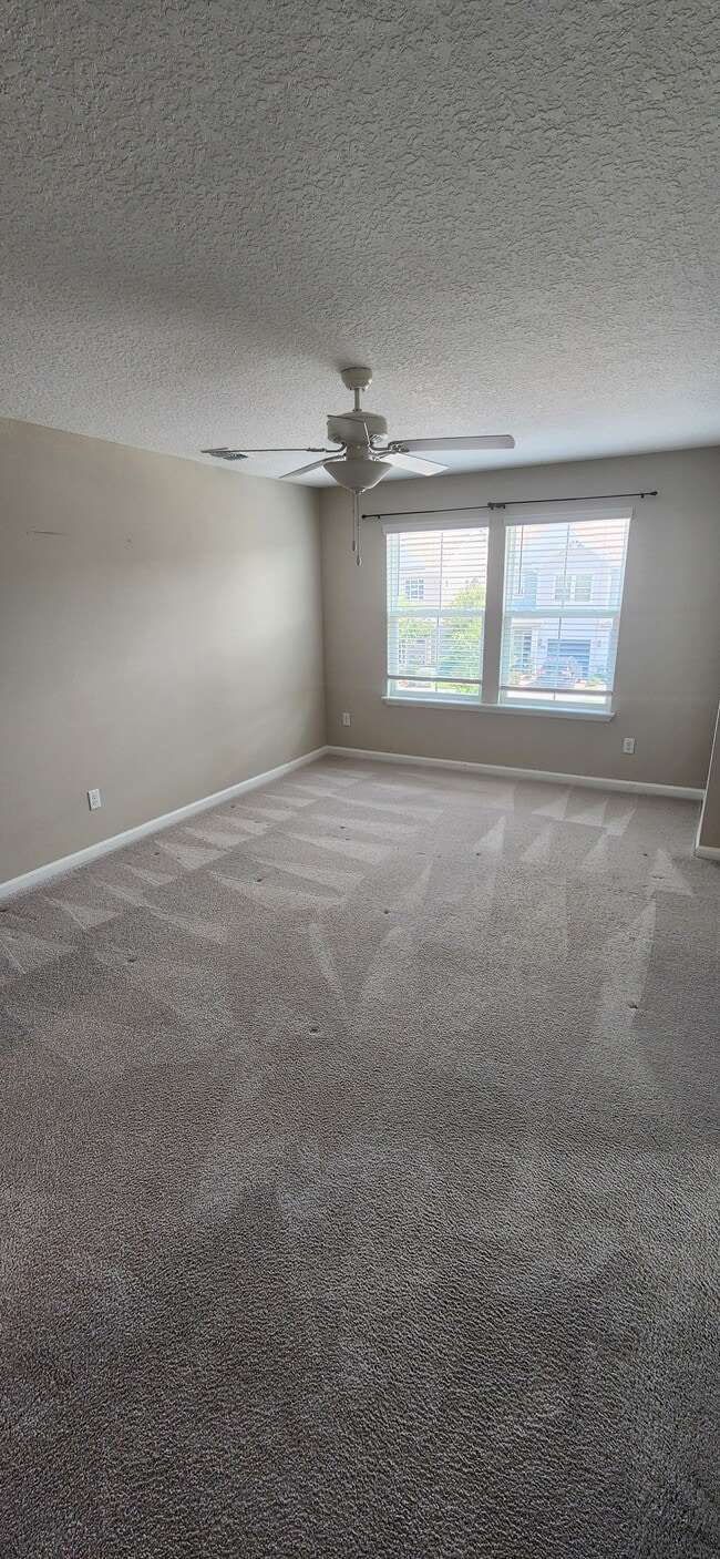 Photo - 93 Appleton Ct