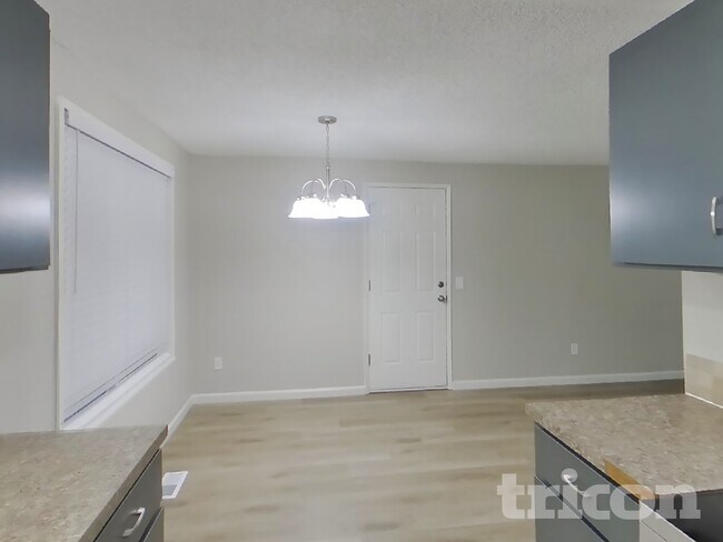 Photo - 2504 26th St SE