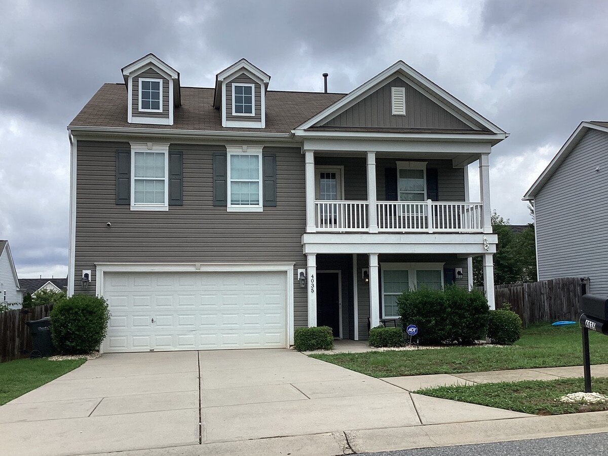 Photo - 4035 Clover Rd NW