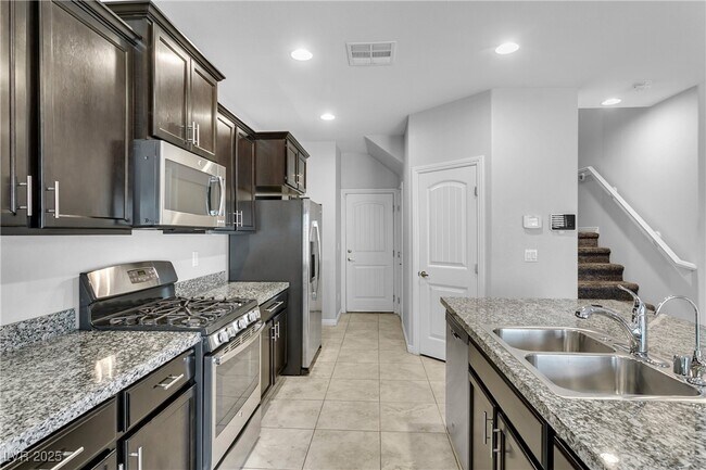 Photo - 9404 Sand Tiger Ave