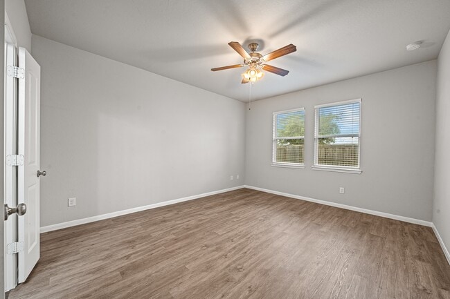 Photo - 13826 Andover Park Dr