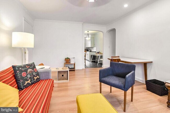 Photo - 2803 Cortland Pl NW Unit 205
