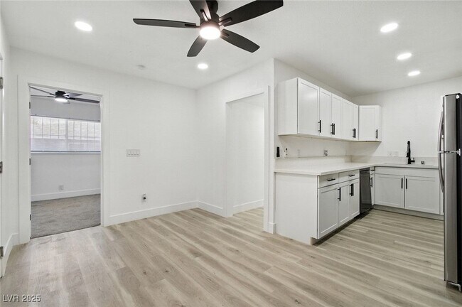 Photo - 364 N 13th St Unidad 364 N. 13th St.