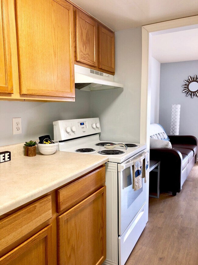 Photo - 106 Perry Dr