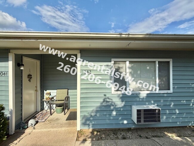 Photo - 1042 Lewis Pl Apartment Unit 1042