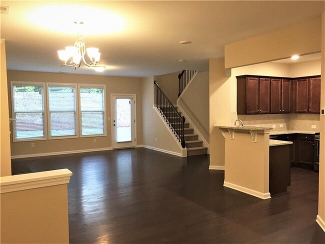 Photo - 1055 Hampton Oaks Dr