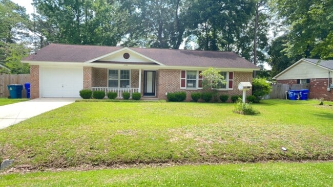 Photo - 4591 Garwood Dr House