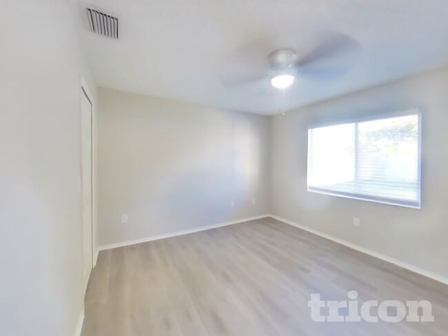 Photo - 4522 Reynolds Creek Ave