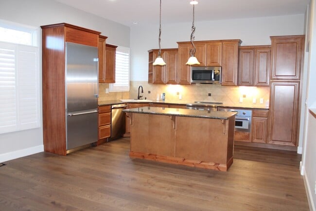 Photo - 8236 Hidden Cove Ct