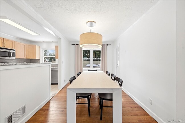 Photo - 103 Heatherdell Rd