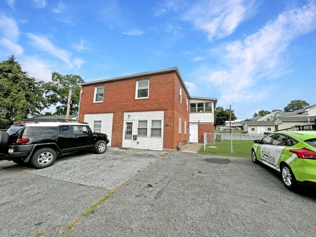 Photo - 209-211 Peach Street Unit 209