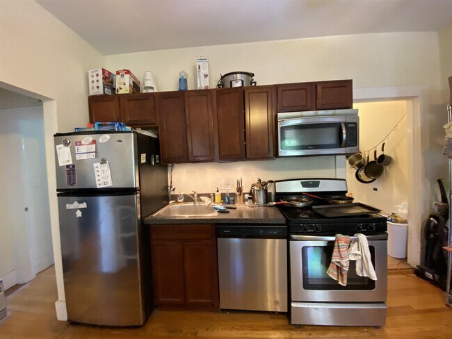 Photo - 1200 Cambridge St Unidad 1210-5