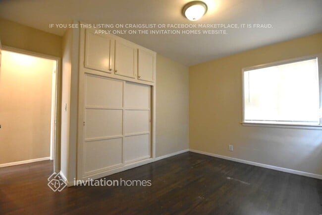 Photo - 14249 Hoyt St