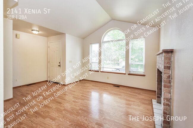 Photo - 2141 Xenia St