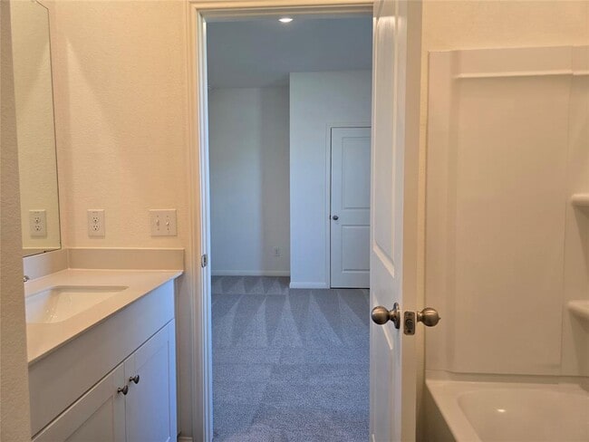 Photo - 109 Rother Pl