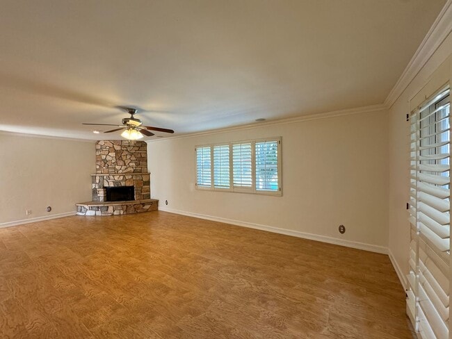 Photo - Beautiful NW home with pool!