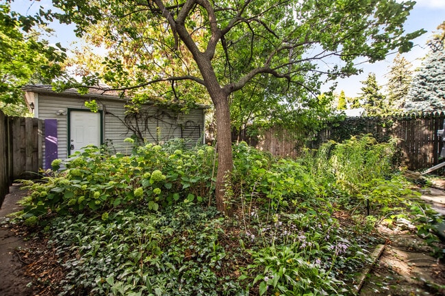 Photo - 4634 N Kennicott Ave Unit 1