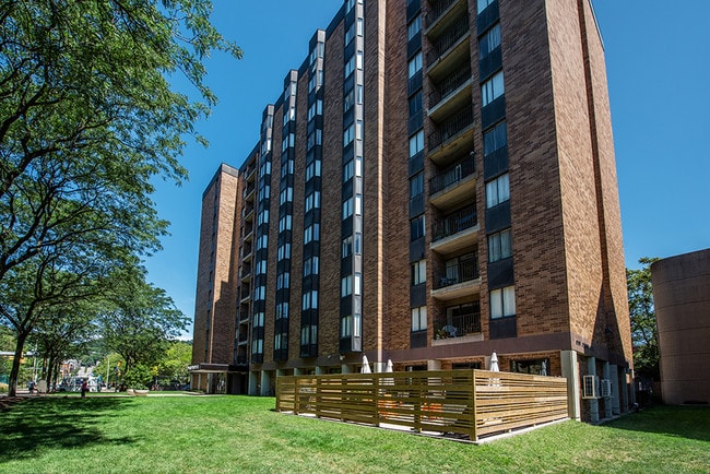 Photo - Park View Apartments