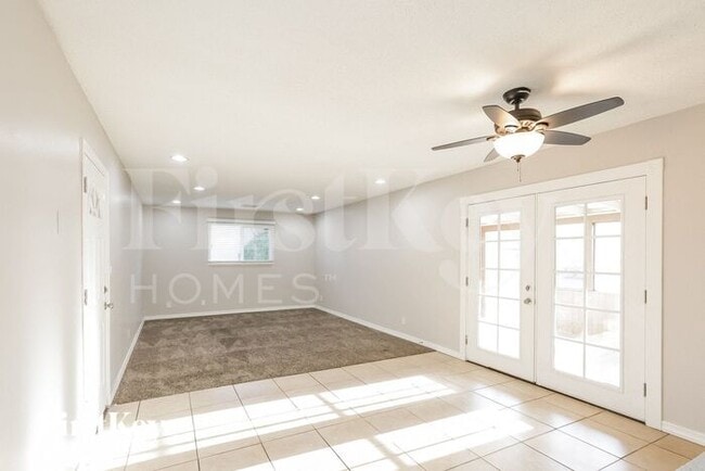 Photo - 1321 S Beck Ave