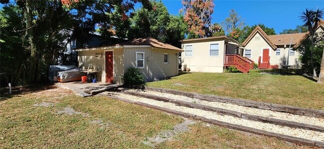 Building Photo - 410 W Howry Ave Unit D