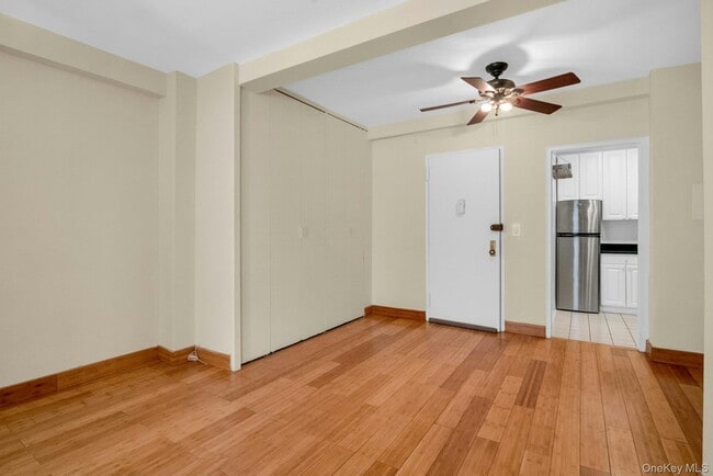 Photo - 10 Lake St Unit 1B