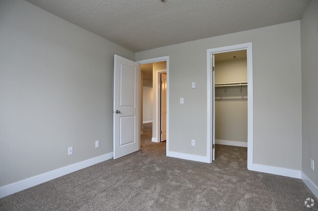 Mallard Pointe at Riverbend