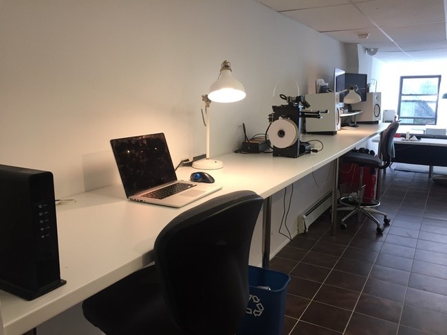 Photo - 156 E 109th St