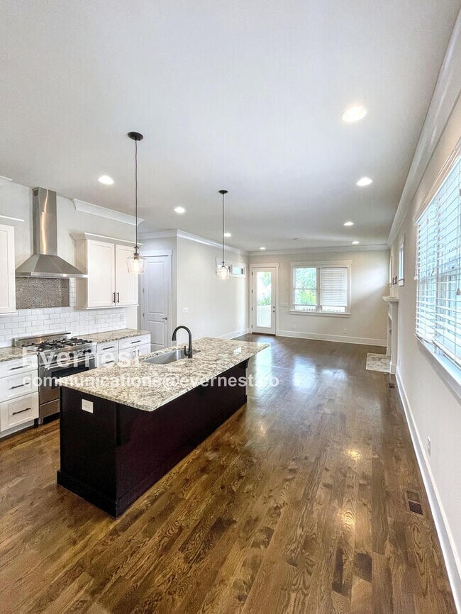 Photo - 817 Knox Ave