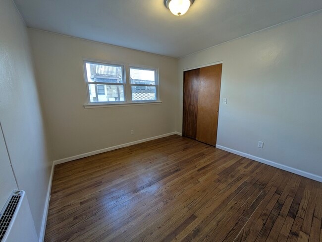 Photo - 617 June St Unit B