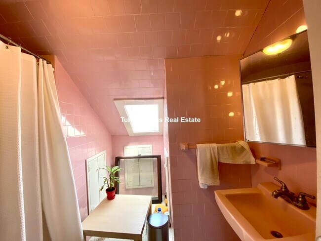 Photo - 57 Atherton St Unit 3