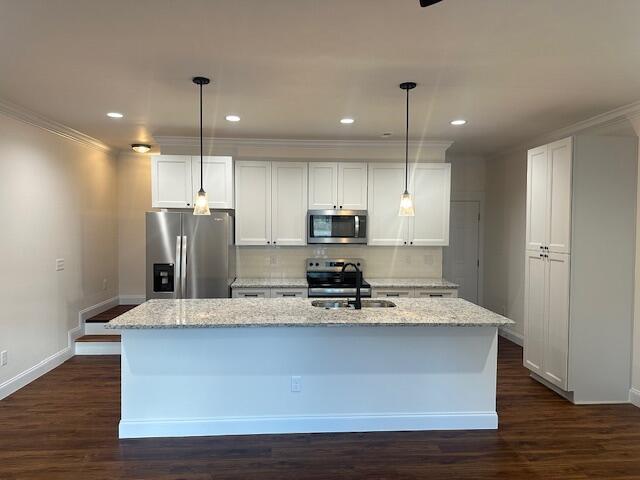 Photo - 1925 Cypress Ln