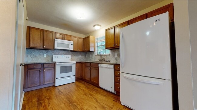 Photo - 709 Swiss Ct