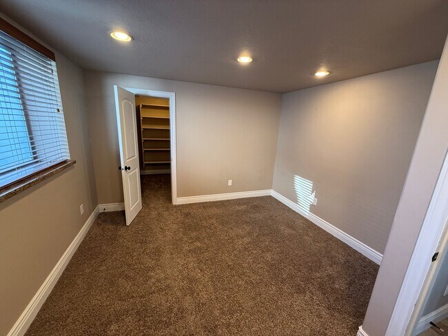 Photo - 5078 W Woodsmere Ln