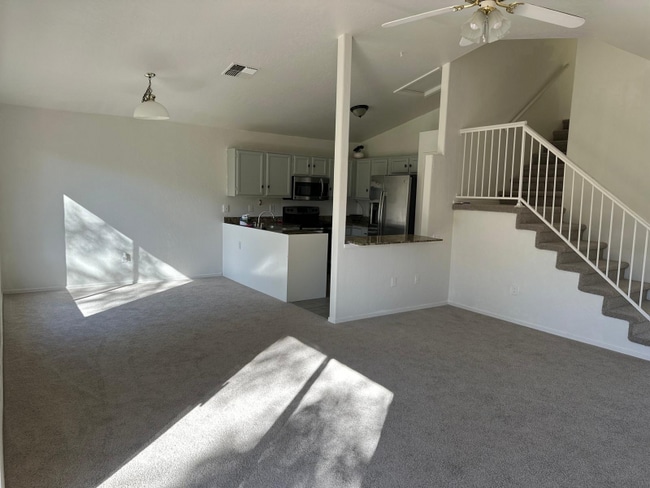 Photo - 5063 W Whitten St